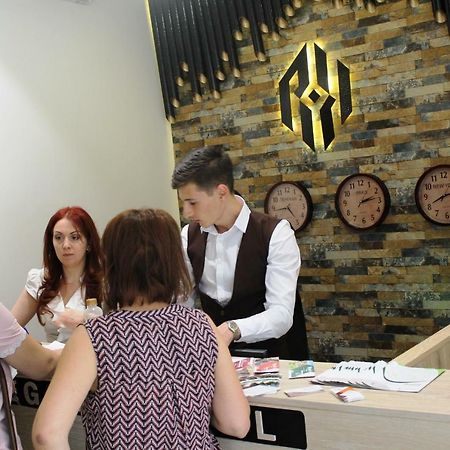 Regard Hotel エレバン エクステリア 写真